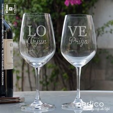 In Love Â© Personalized Wine Glasses - SET of 2