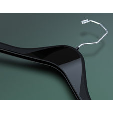 Blazer 221 Plastic Hanger
