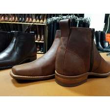 Leather shoes for men