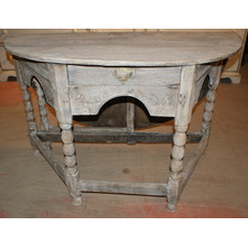Bleached Credence Table