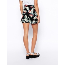 Vintage Short In Hawaiian Print