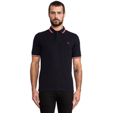 Fred Perry Slim Fit Twin Tipped Polo in Navy & White & Red | REVOLVE