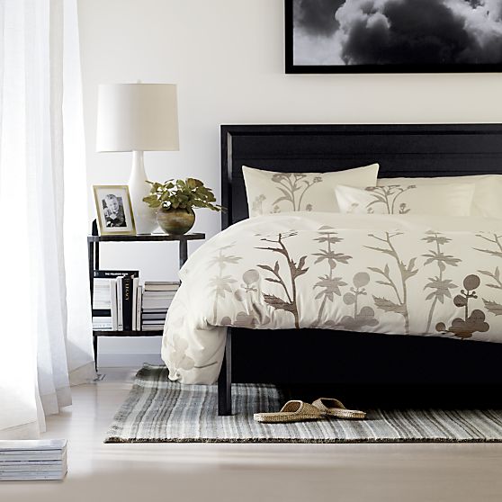 Lang Bed | Crate and Barrel