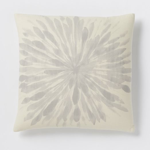 Chrysanthemum Silk Pillow C...