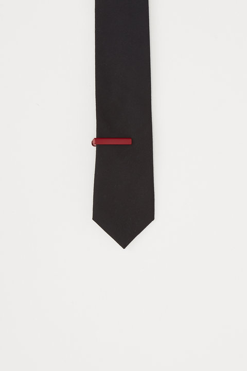 Exclusive: Soho Tie With Tie Bar - Skinny Tie Madness - Suiting Essentials : JackThreads