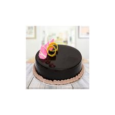 Send Special Choco Velvet Cake delivery in Ahmedabad