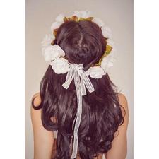 BRIGHT WHITE HAIRCROWN