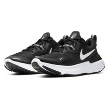 NIKE React Miler Running Shoe, Main, color, BLACK/ WHITE