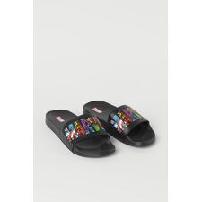 Printed Pool Shoes - Black/Marvel - Men | H&amp;M US 1