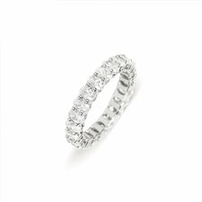 Oval Diamond Eternity Band | Bridal jewelery set in Dubai | Jewelry shops in Dubai