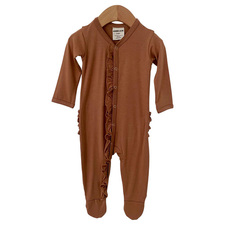 Ruffle Snap Footie, Caramel