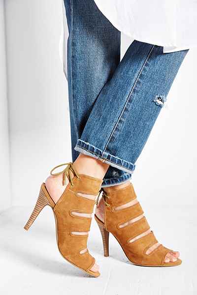 Seychelles Play Along Heel - Urban Outfitters