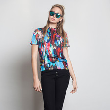 Feather Print T-Shirt – NYLON SHOP