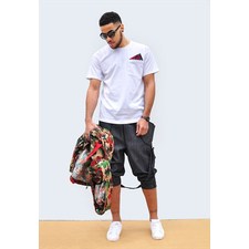 THREE QUARTER LENGTH SHORTS WITH STRAP DETAIL