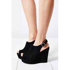 Jeffrey Campbell Dexter Wedge Sandal - Urban Outfitters