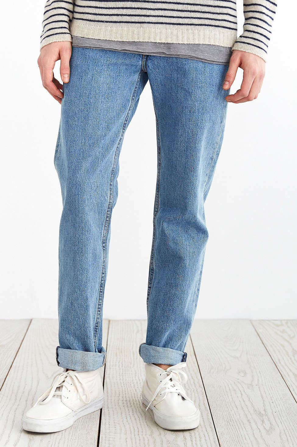 urban outfitters levis