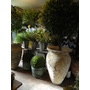 Faro urn | garden furniture