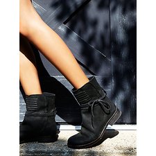 Cambridge Wrap Boot