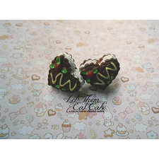Let Them Eat Cake // Chocolate // Heart // Cream // Cake // Kawaii // Lolita // Harajuku // Stud // Post // Earrings