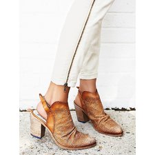  De Soto Heeled Boot 