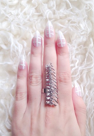 SILVER HALLOWEEN SPINE RING