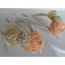 Salmon & Ivory Bridal Flip Flops / Bridal Color Flip flops / Bridal Sandals / Beach Flip Flops / Bridesmaids Shoes .