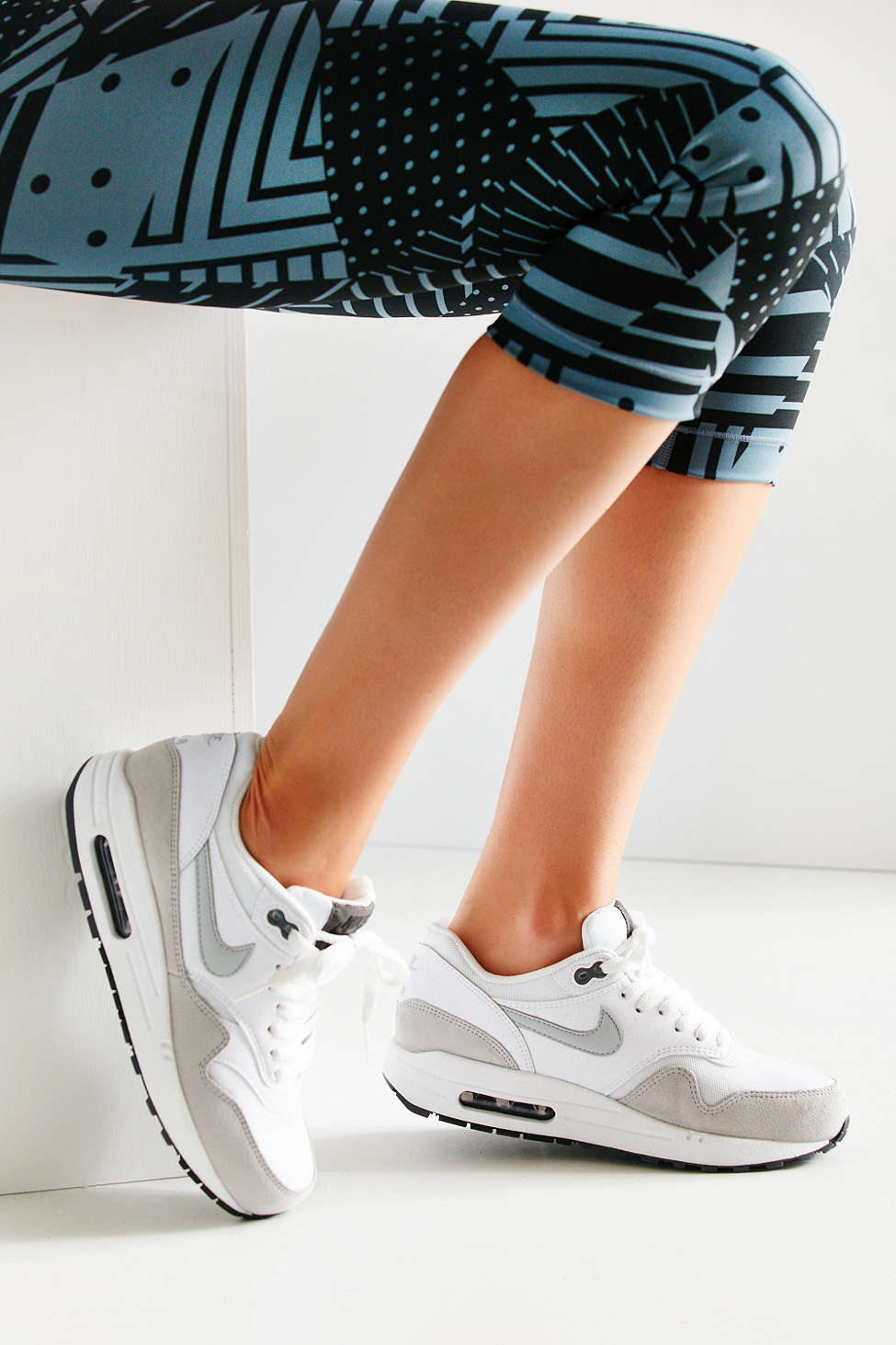 Nike Air Max 1 Essential Sneaker 