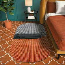 Oval Bedside Runner