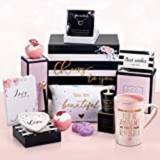 Jumway Birthday Gift Basket For Women 11 Unique Birthday Gifts For Her