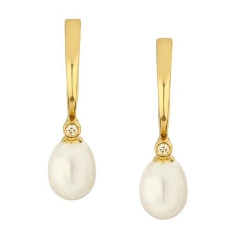 0.08 Carat Diamond Earrings...