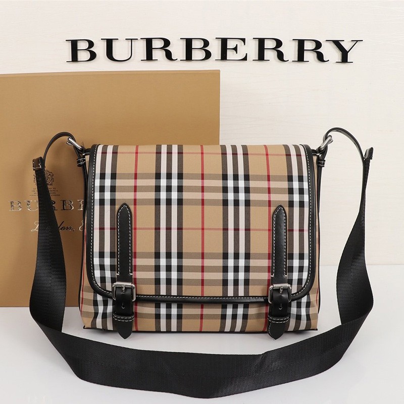 Burberry Vintage Check Medi...