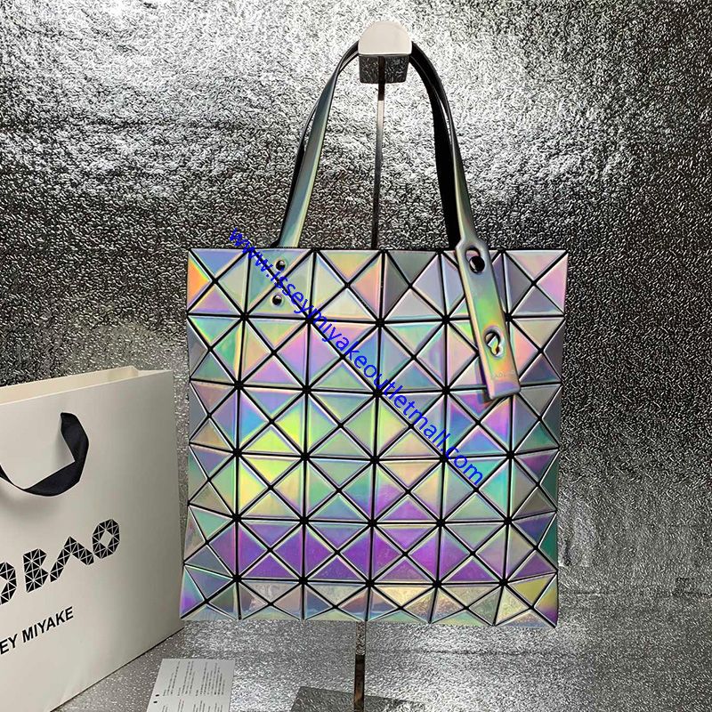 Issey Miyake Lucent Metalli...