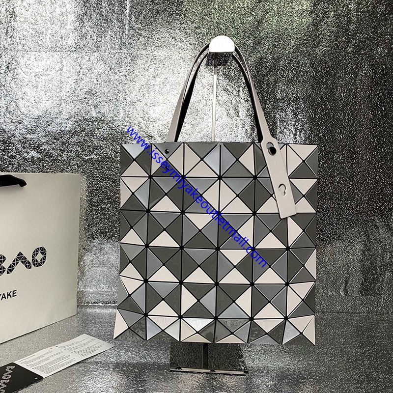 Issey Miyake Lucent Bi-colo...
