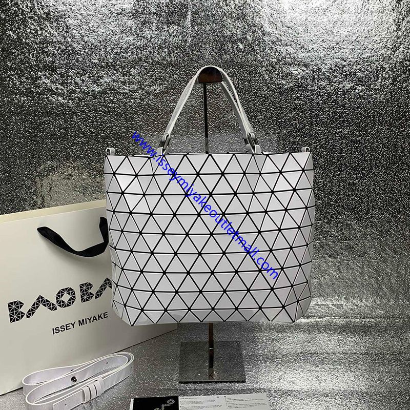Issey Miyake Solid Crystal ...