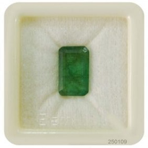fine emerald gemstone