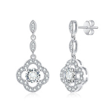0.3Ct Moissanite Diamond Four-Leaf Colver Sterling Silver Stud Earrings.