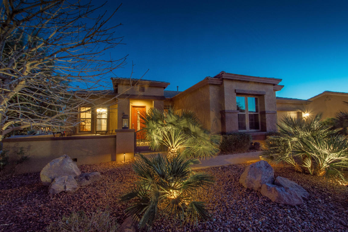 2 BEDS & 3 BATHS BLUE SUEDE...