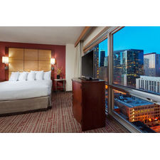 Residence Inn By Marriott Chicago Downtown River North - Hotel Pet Policy