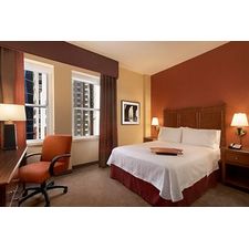 Hampton Inn Manhattan Downtown Financial District - Hotel Pet Policy