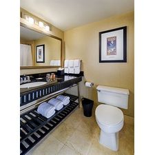 Sheraton Miami Airport Hotel Executive Meeting Center - Hotel Pet Policy