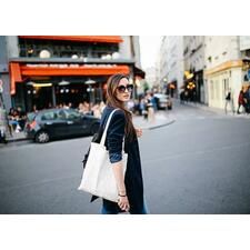 What to Carry in Your Tote for a Day-to-day Life