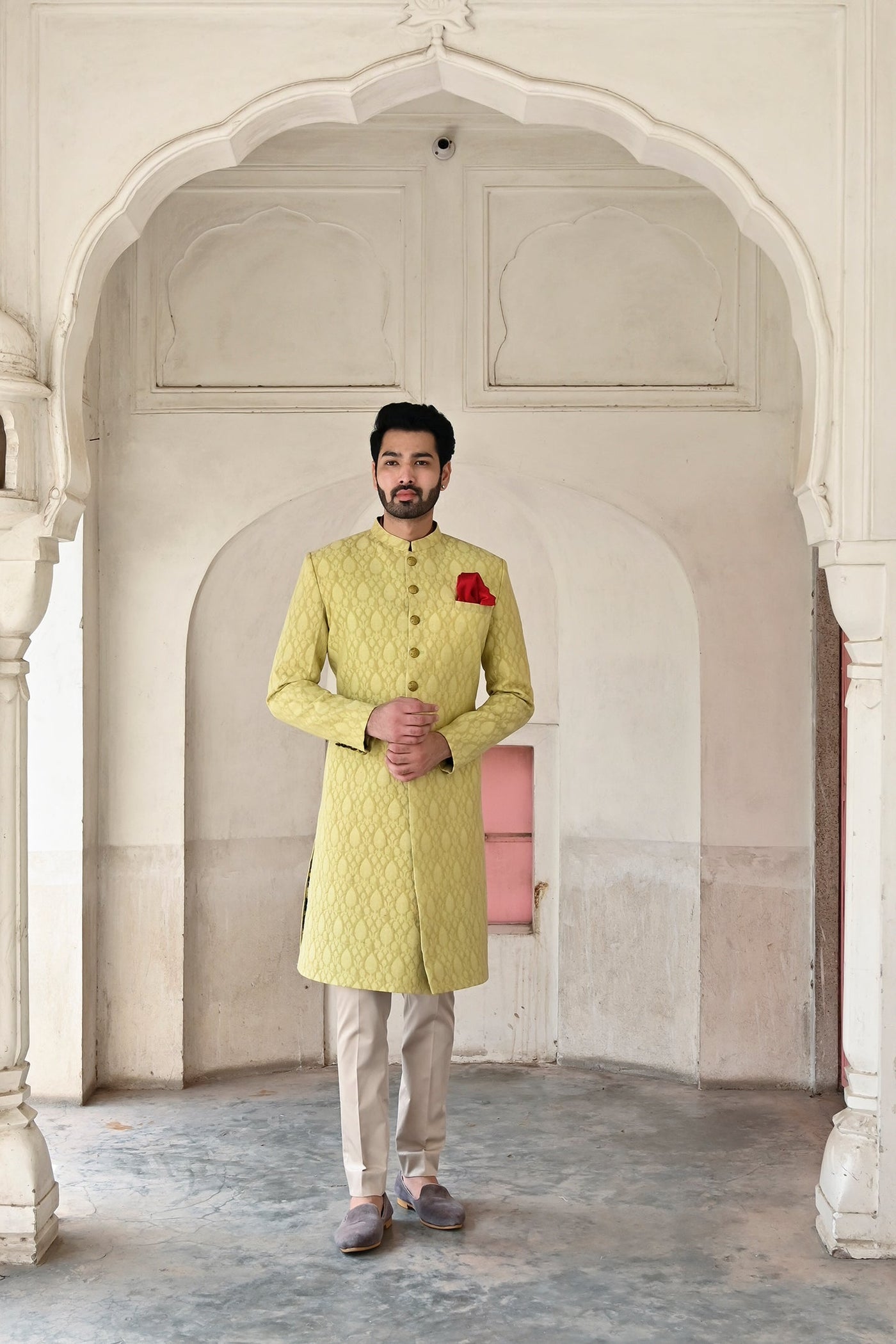 Groom sherwani online in li...
