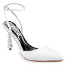 Badgley Mischka Collection Indie Ankle Strap Pointed Toe Pump, Main, color, SOFT WHITE