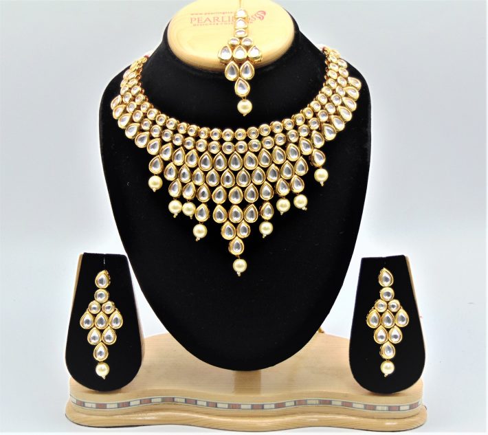 Ethnic designer Kundan earr...