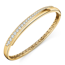 HEARTS ON FIRE Vela Crossover Diamond Yellow Gold Bangle Bracelet l Medium 56 x 48 - 002-170-2000384