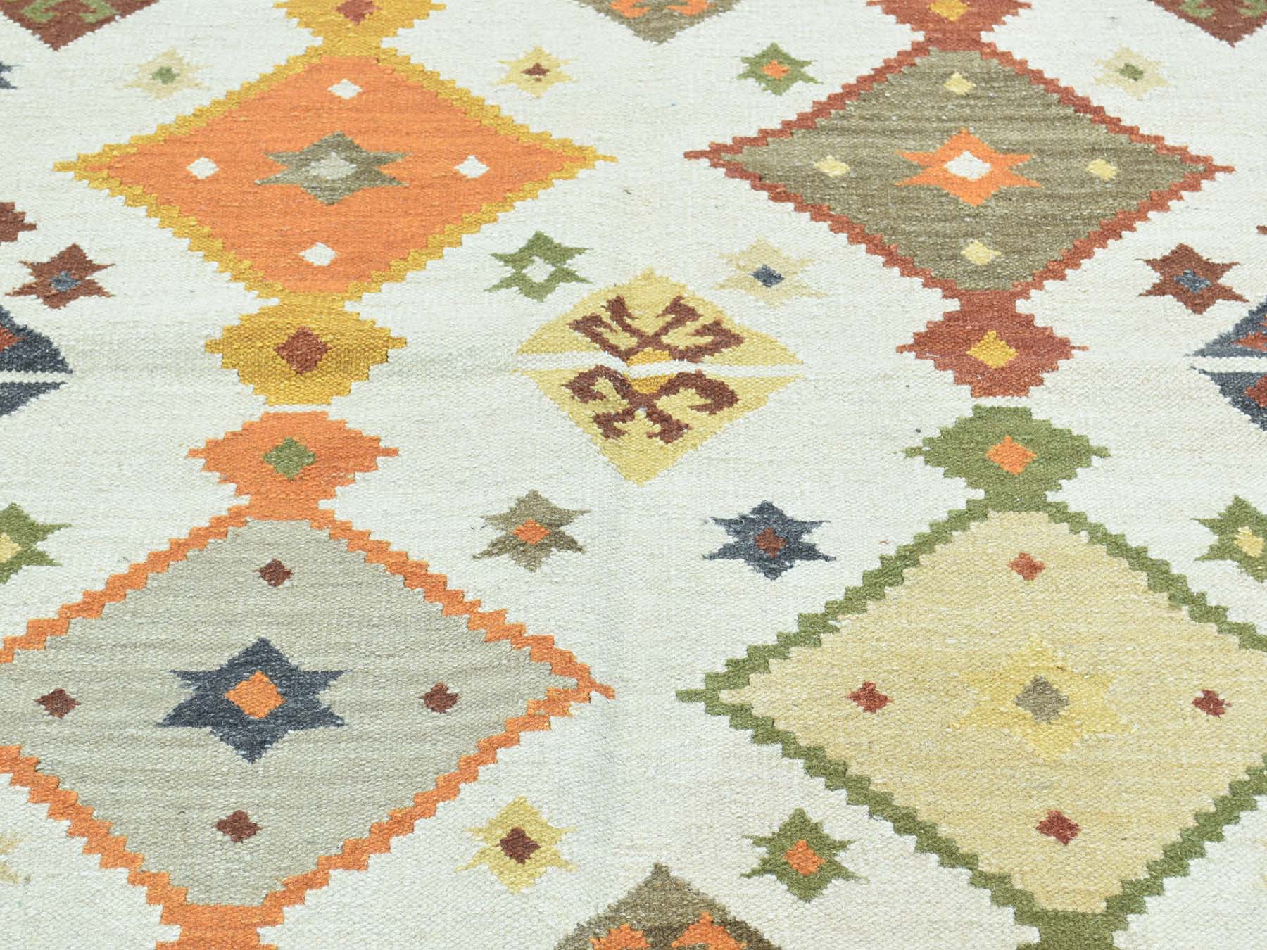 Buy 4'6"x6'8" Pure Wool Han...