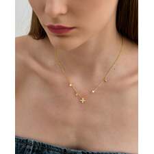 Clover Pearl Necklace