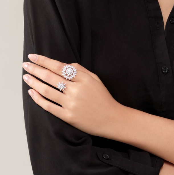 Diamond Aerial Sunburst Whi...