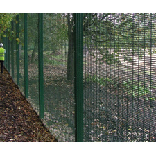 Mesh Fencing-Gramm Barriers