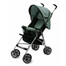 Dream On Me 452 Stroller with Large Hood